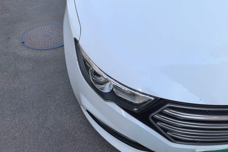 Used Bestune B30 2016 1.6L manual luxury version Right Front Headlight