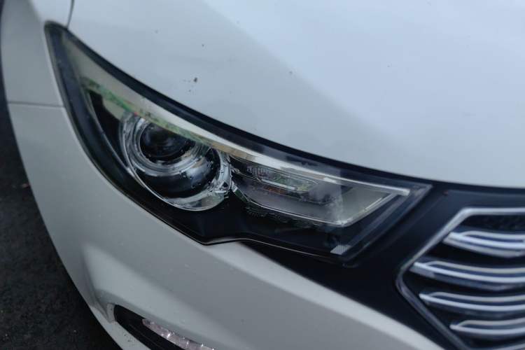 Used Bestune B30 2016 1.6L manual luxury version Right Front Headlight