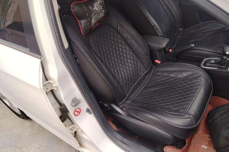 Used Bestune B30 2016 1.6L Automatic Luxury Model Right Front Seat