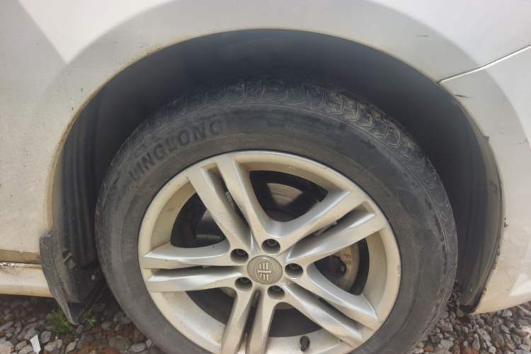 Used Bestune B30 2016 1.6L manual luxury version Right Front Wheel Hub
