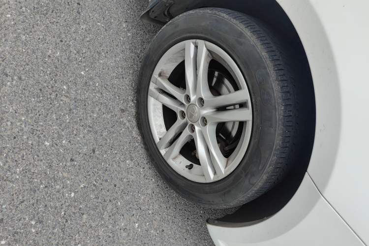 Used Bestune B30 2016 1.6L manual luxury version Right Front Wheel Hub