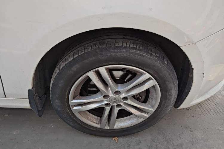 Used Bestune B30 2016 1.6L manual luxury version Right Front Wheel Hub