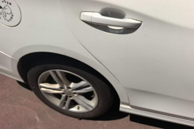Used Bestune B30 2016 1.6L manual luxury version Right Rear Wheel Hub