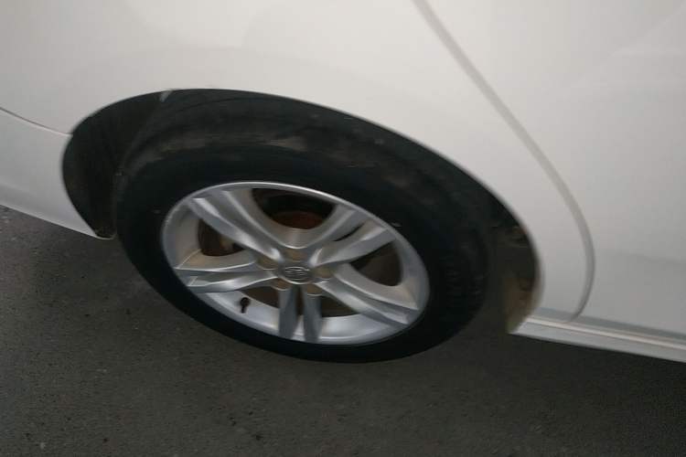 Used Bestune B30 2016 1.6L manual Comfort trim level Right Rear Wheel Hub