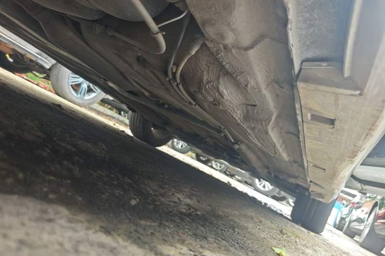 Used Bestune B30 2016 1.6L Automatic Luxury Model Right Side Sill