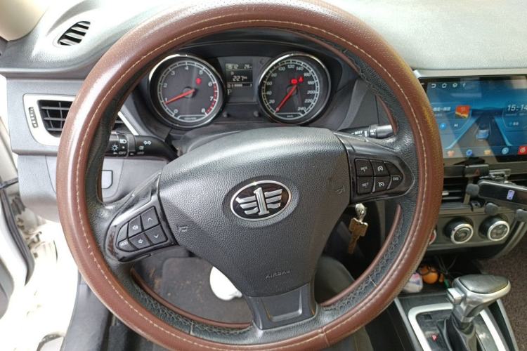 Used Bestune B30 2016 1.6L Automatic Luxury Model Steering Wheel