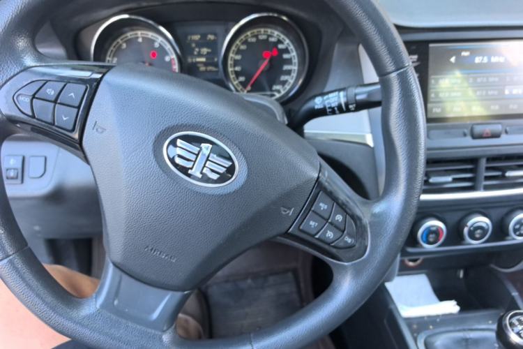 Used Bestune B30 2016 1.6L manual luxury version Steering Wheel