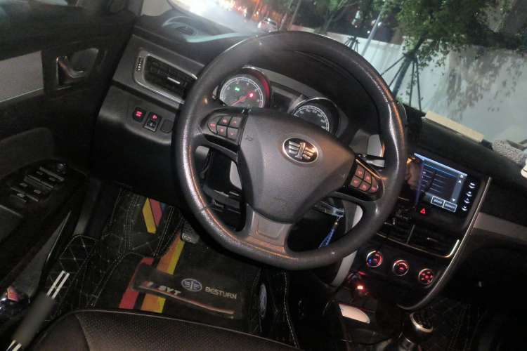 Used Bestune B30 2016 1.6L manual luxury version Steering Wheel