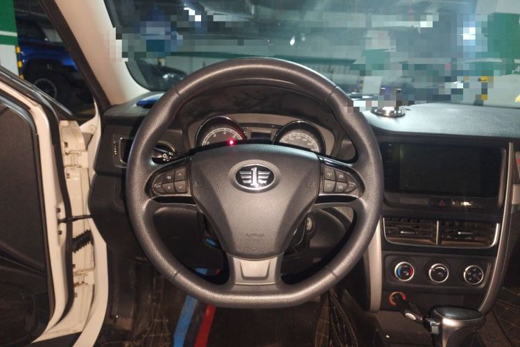 Used Bestune B30 2016 1.6L Automatic Luxury Model Steering Wheel