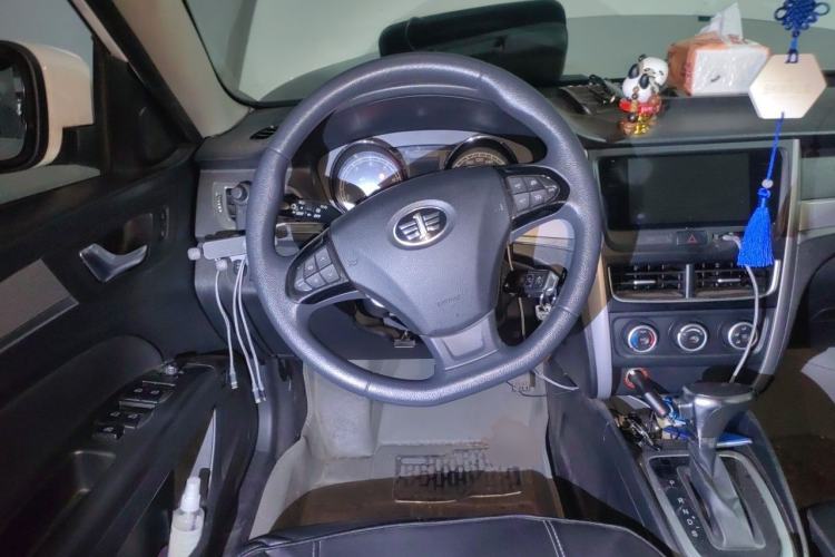 Used Bestune B30 2016 1.6L Automatic Luxury Model Steering Wheel