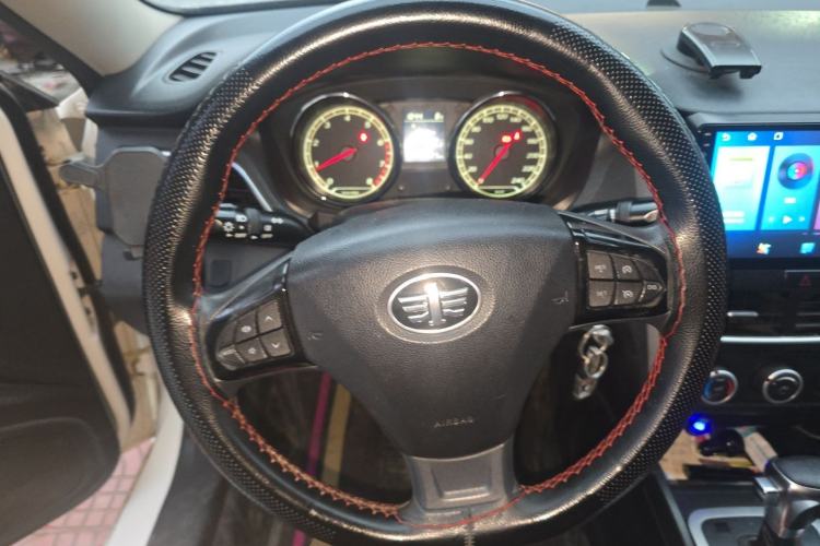 Used Bestune B30 2016 1.6L Automatic Luxury Model Steering Wheel