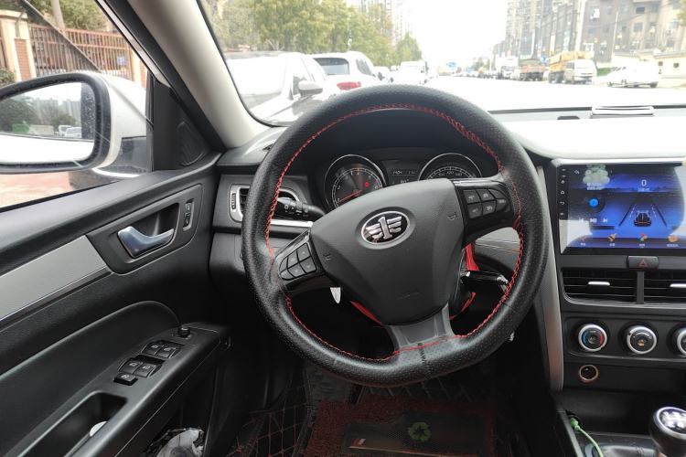 Used Bestune B30 2016 1.6L manual luxury version Steering Wheel