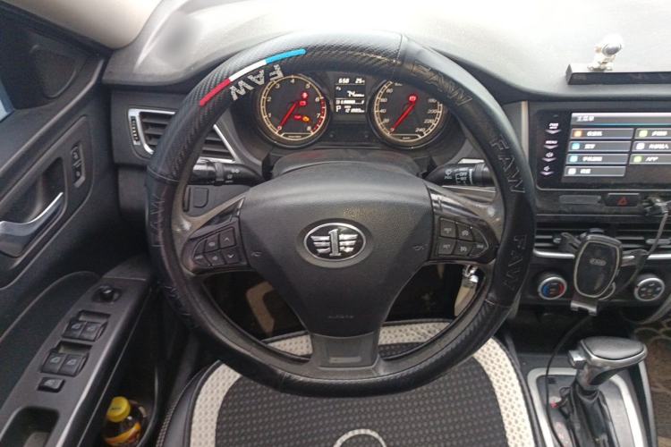 Used Bestune B30 2016 1.6L Automatic Luxury Model Steering Wheel