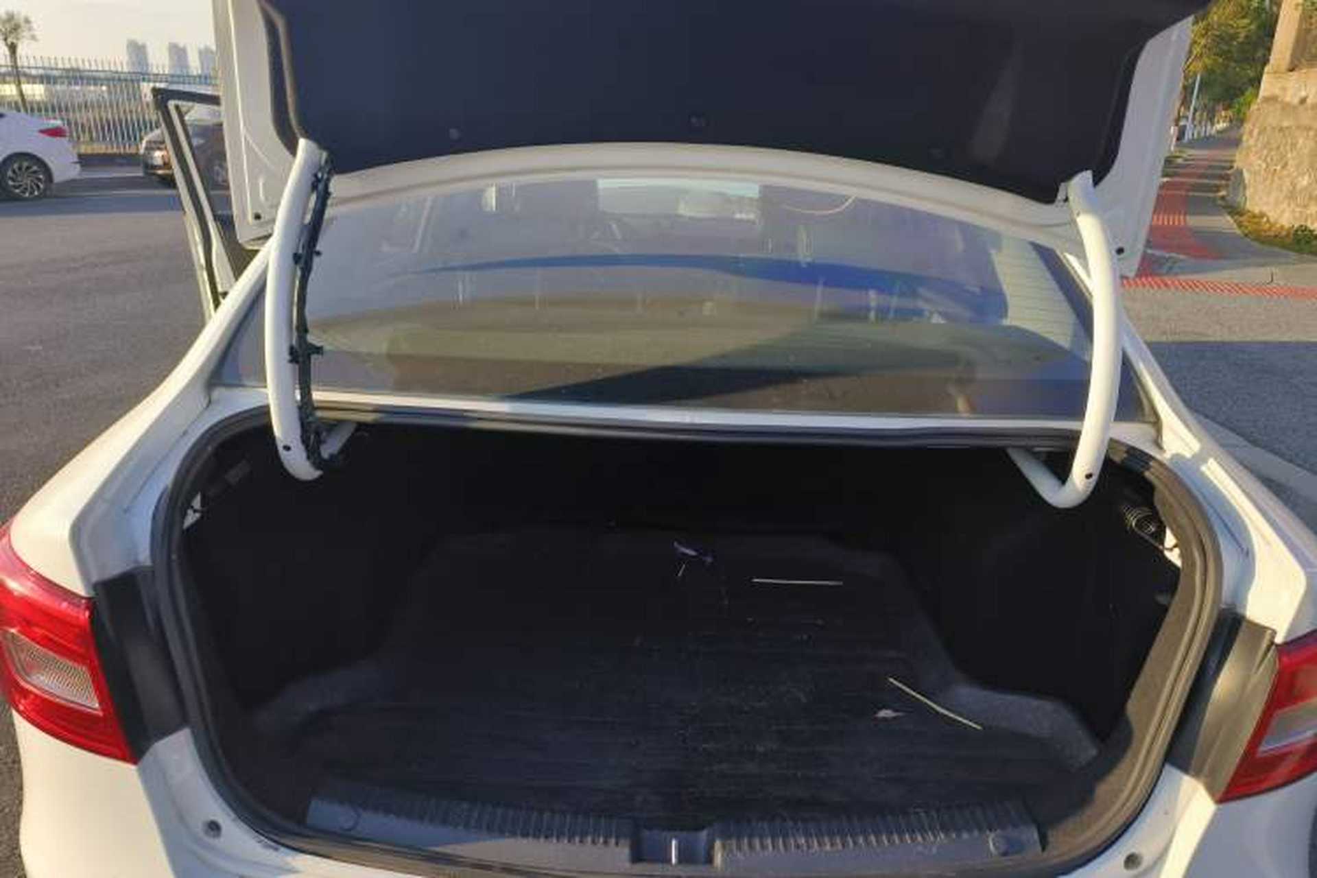 Used Bestune B30 2016 1.6L manual luxury version Trunk