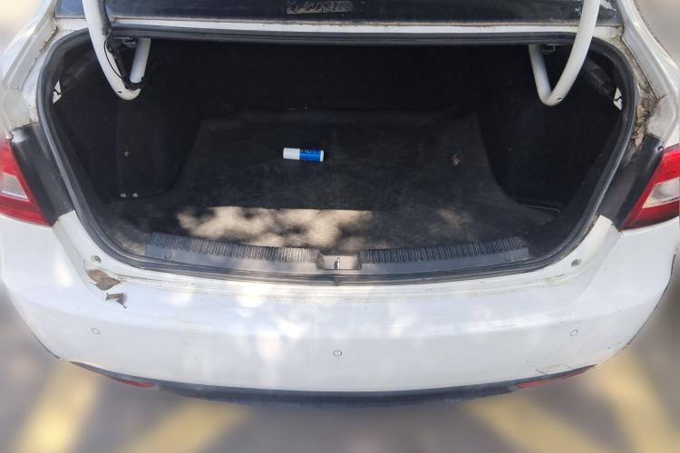 Used Bestune B30 2016 1.6L manual luxury version Trunk