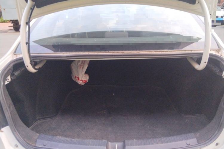 Used Bestune B30 2016 1.6L manual luxury version Trunk