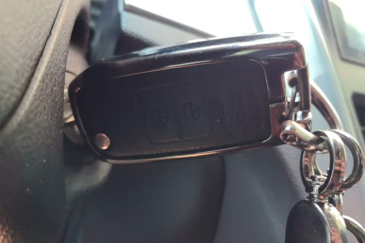 Used Bestune B30 2016 1.6L manual luxury version Vehicle Key
