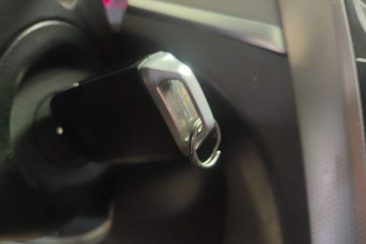 Used Bestune B30 2016 1.6L manual luxury version Vehicle Key