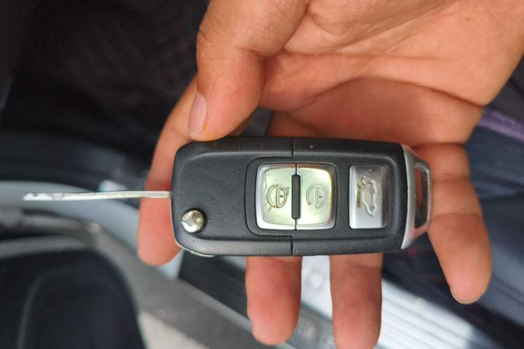 Used Bestune B30 2016 1.6L Automatic Premium Edition Vehicle Key