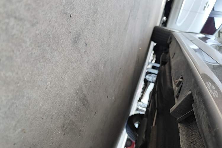 Used Bestune B30 2017 1.6L Manual Luxury Edition Right Side Sill