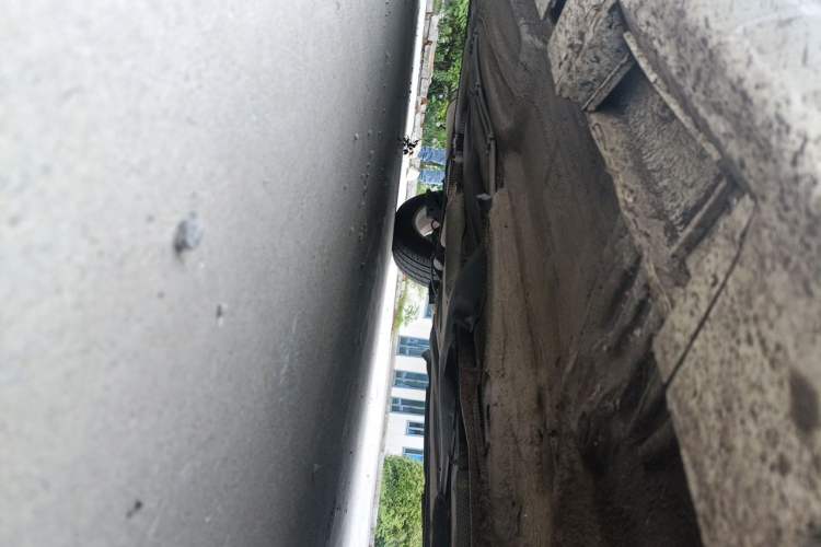 Used Bestune B30 2017 1.6L manual Comfort trim level Chassis Front Right