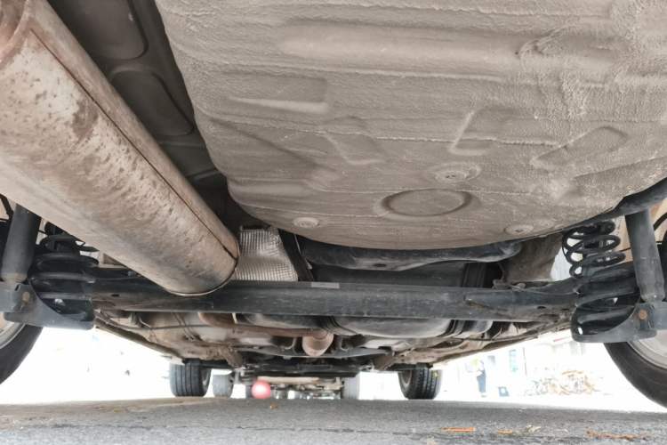 Used Bestune B30 2017 1.6L manual Comfort trim level Chassis Rear