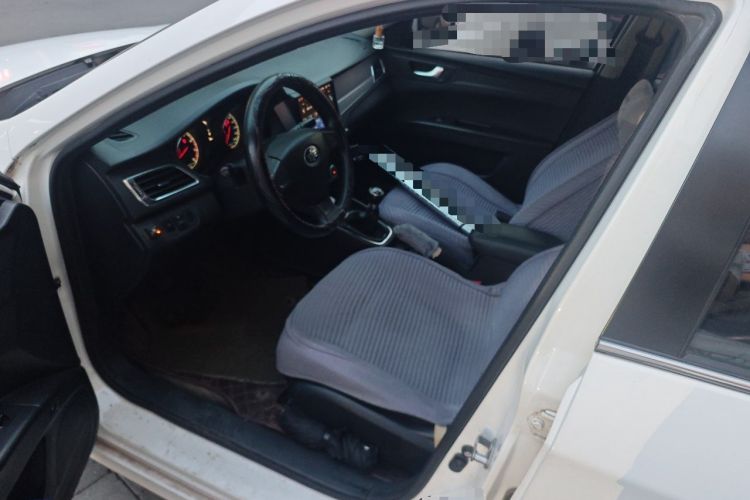 Used Bestune B30 2017 1.6L manual technology version Driver Seat
