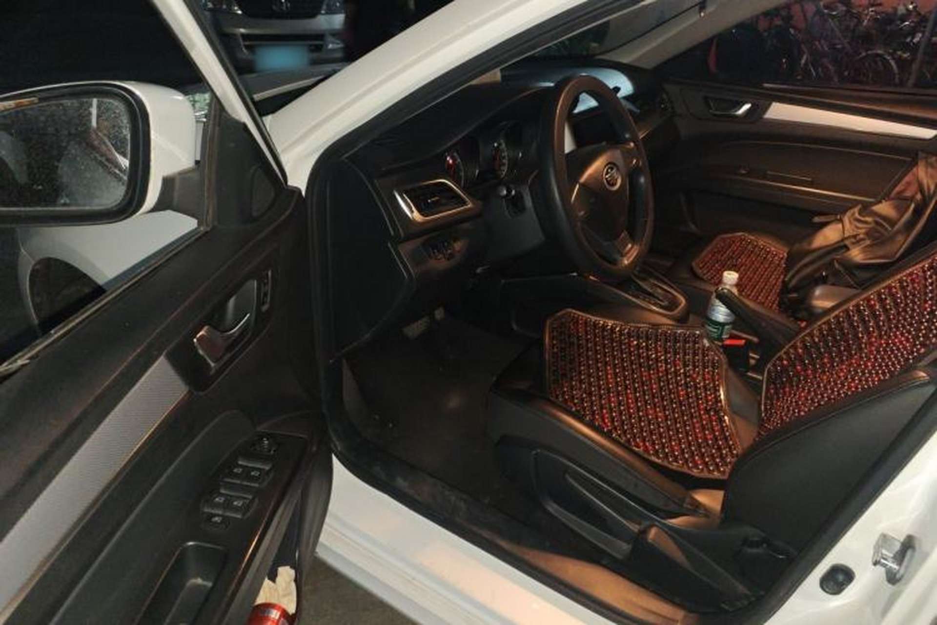 Used Bestune B30 2017 1.6L manual Comfort trim level Driver Seat