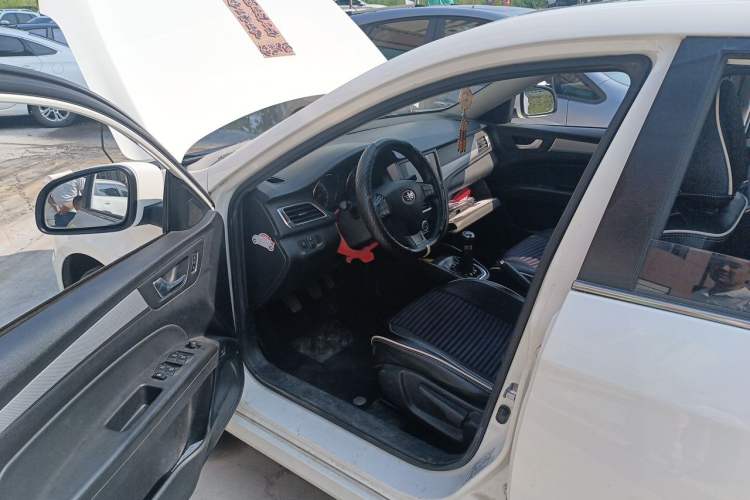 Used Bestune B30 2017 1.6L Manual Luxury Edition Driver Seat