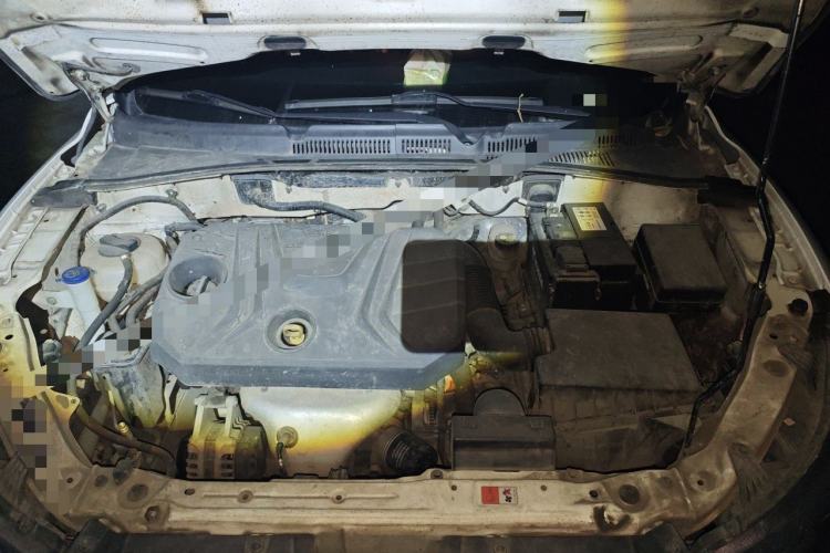 Used Bestune B30 2017 1.6L manual Comfort trim level Engine Bay