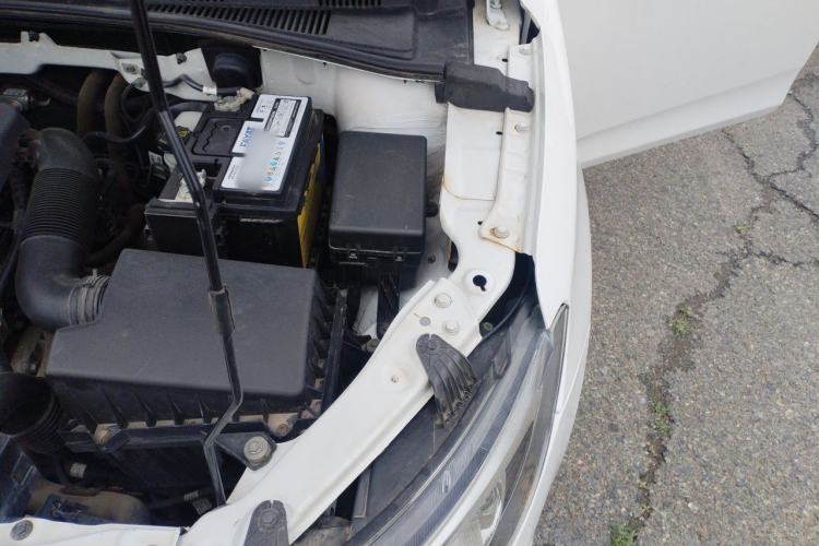 Used Bestune B30 2017 1.6L Automatic Luxury Model Engine Bay Left