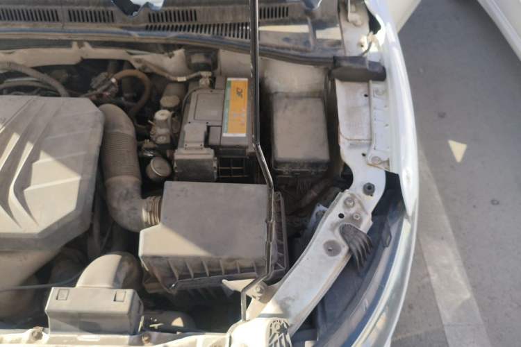 Used Bestune B30 2017 1.6L Manual Luxury Edition Engine Bay Left
