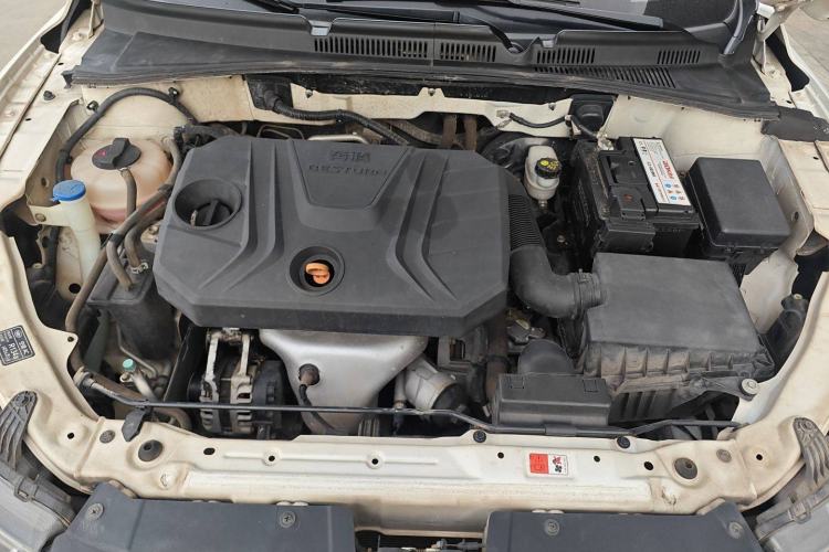 Used Bestune B30 2017 1.6L Automatic Prestige Edition Engine Bay