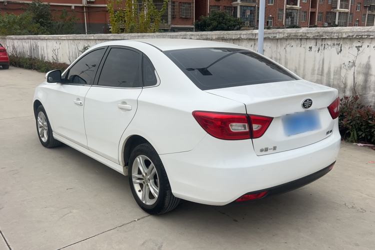 Used Bestune B30 2017 1.6L automatic comfort version Exterior 8
