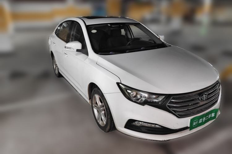 Used Bestune B30 2017 1.6L Manual Luxury Edition Front Right 45 Deg
