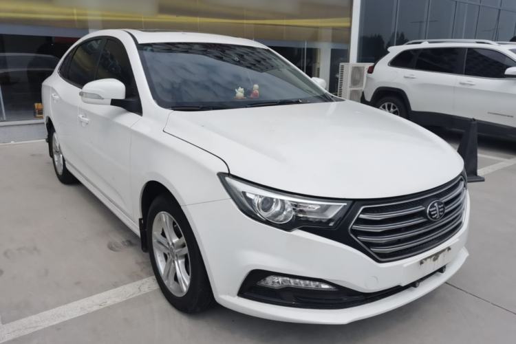 Used Bestune B30 2017 1.6L Manual Luxury Edition Front Right 45 Deg