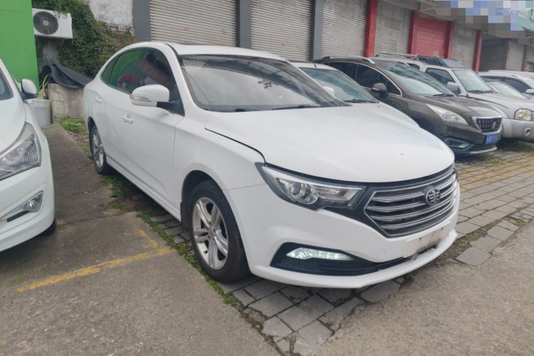 Used Bestune B30 2017 1.6L Manual Luxury Edition Front Right 45 Deg