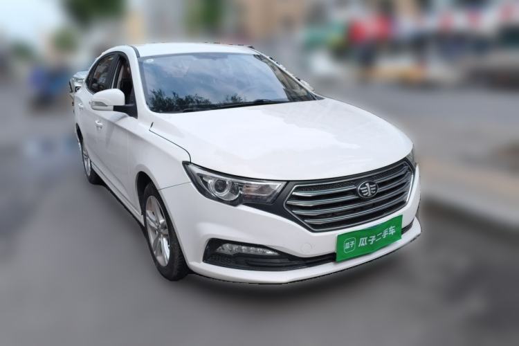 Used Bestune B30 2017 1.6L manual Comfort trim level Front Right 45 Deg