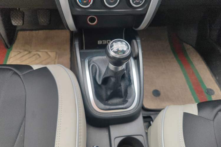 Used Bestune B30 2017 1.6L Manual Luxury Edition Gear Lever