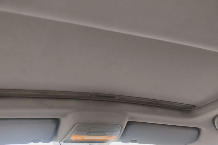 Used Bestune B30 2017 1.6L Automatic Luxury Model Headliner