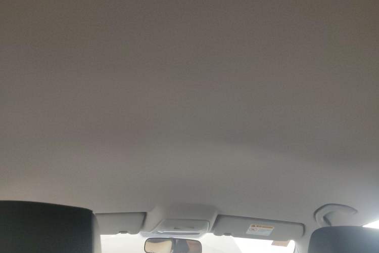 Used Bestune B30 2017 1.6L automatic comfort version Headliner