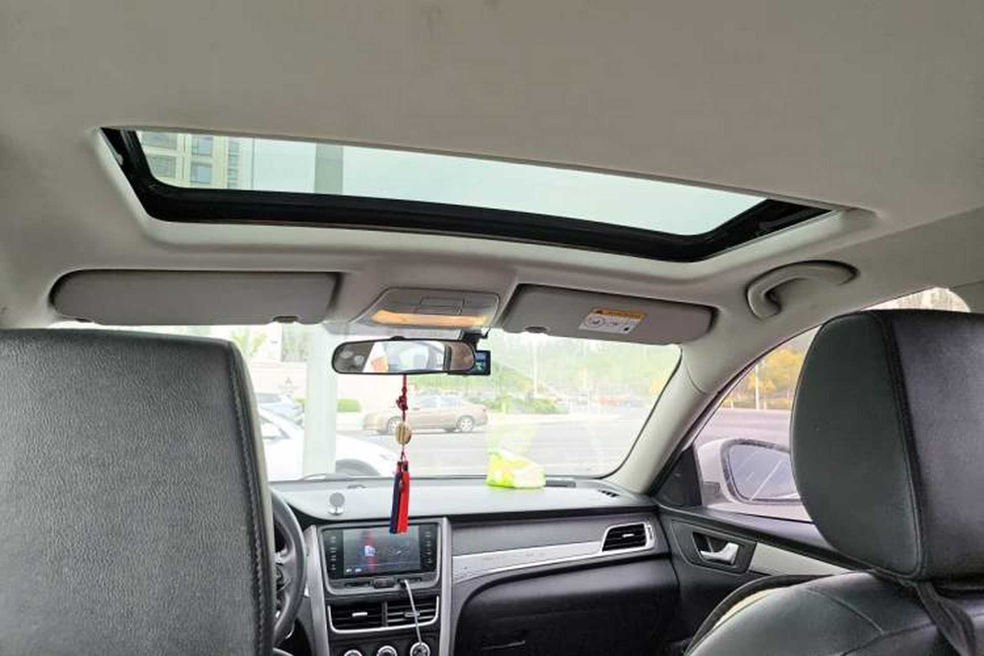 Used Bestune B30 2017 1.6L Automatic Prestige Edition Headliner