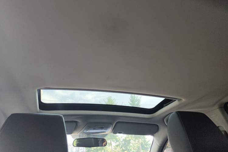 Used Bestune B30 2017 1.6L Automatic Prestige Edition Headliner