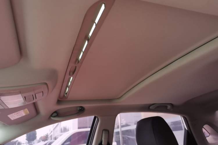 Used Bestune B30 2017 1.6L Manual Luxury Edition Headliner