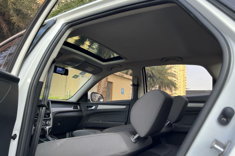 Used Bestune B30 2017 1.6L Automatic Luxury Model Headliner
