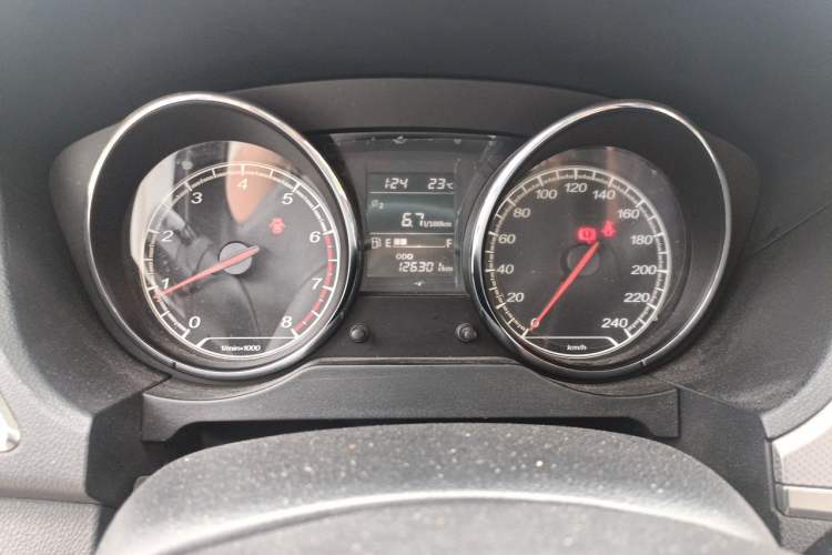 Used Bestune B30 2017 1.6L manual Comfort trim level Instrument Cluster