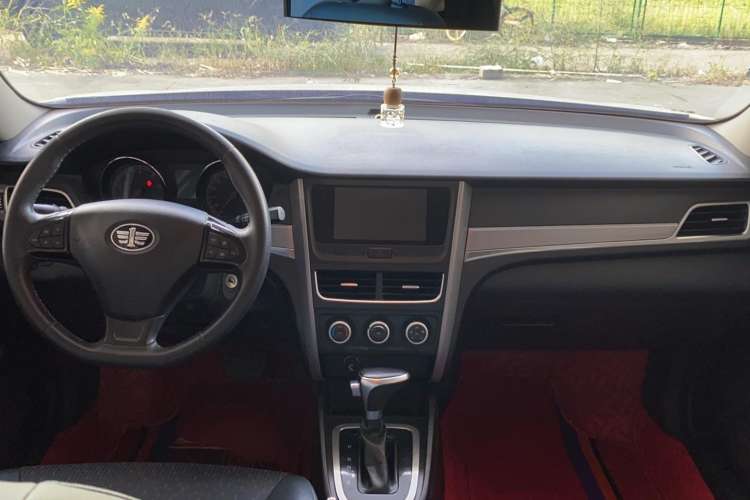 Used Bestune B30 2017 1.6L Automatic Prestige Edition Interior 1
