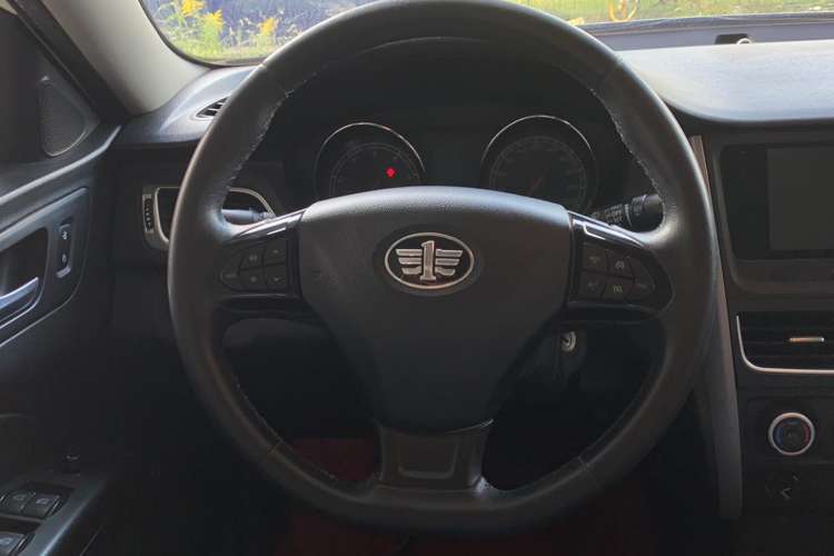 Used Bestune B30 2017 1.6L Automatic Prestige Edition Interior 3
