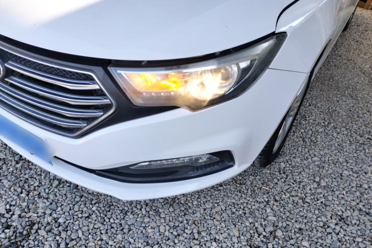 Used Bestune B30 2017 1.6L automatic comfort version Left Front Headlight