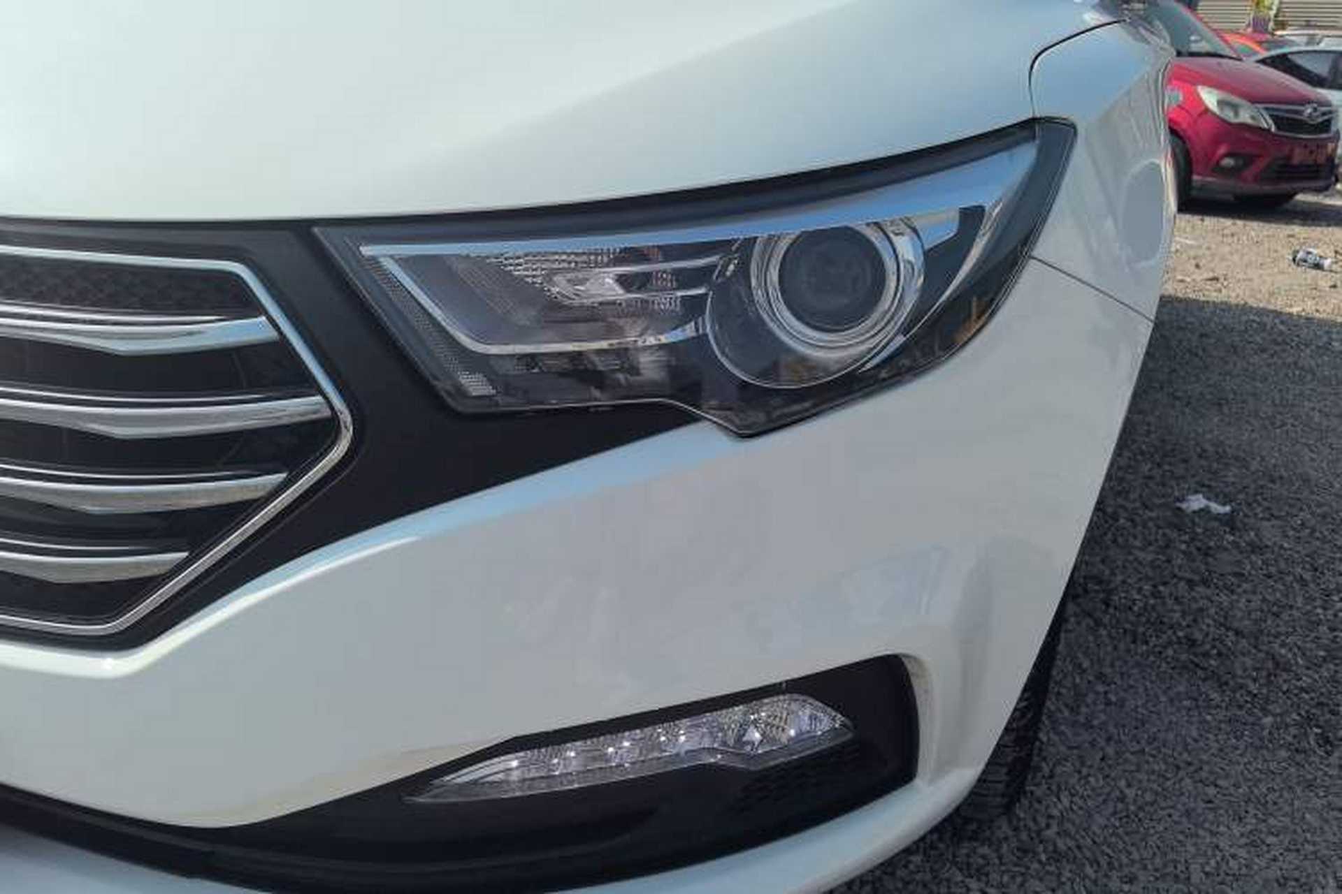 Used Bestune B30 2017 1.6L automatic comfort version Left Front Headlight